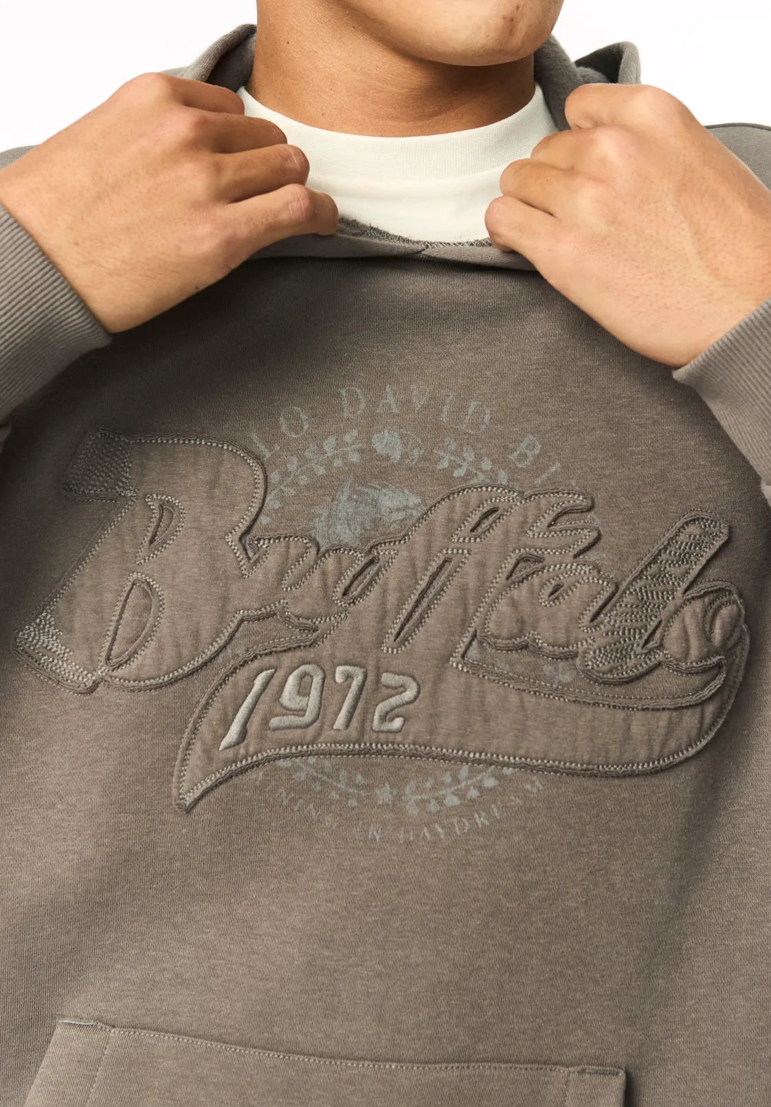 DARK GULL GRAY